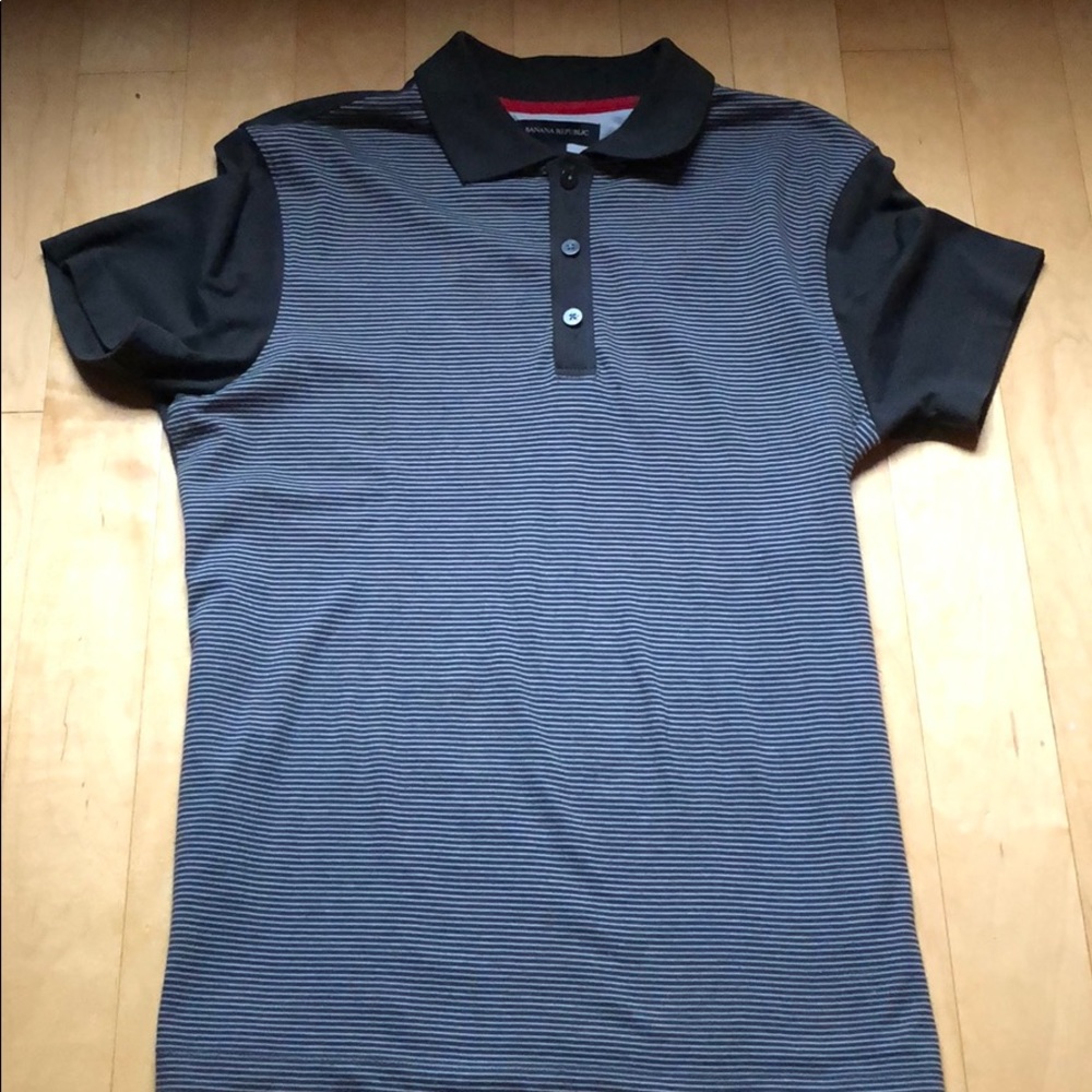 Banana Republic Classic 3 button polo size small